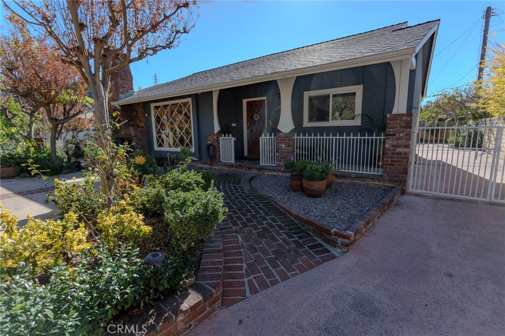 MLS #SR25215996 image #1