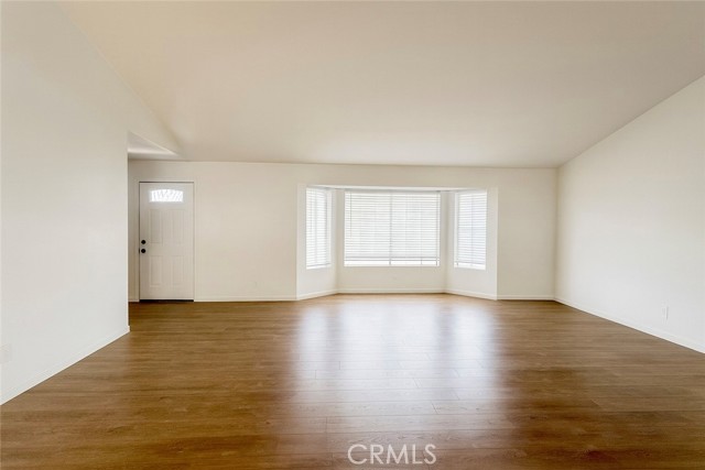 MLS #SR25216019 image #6