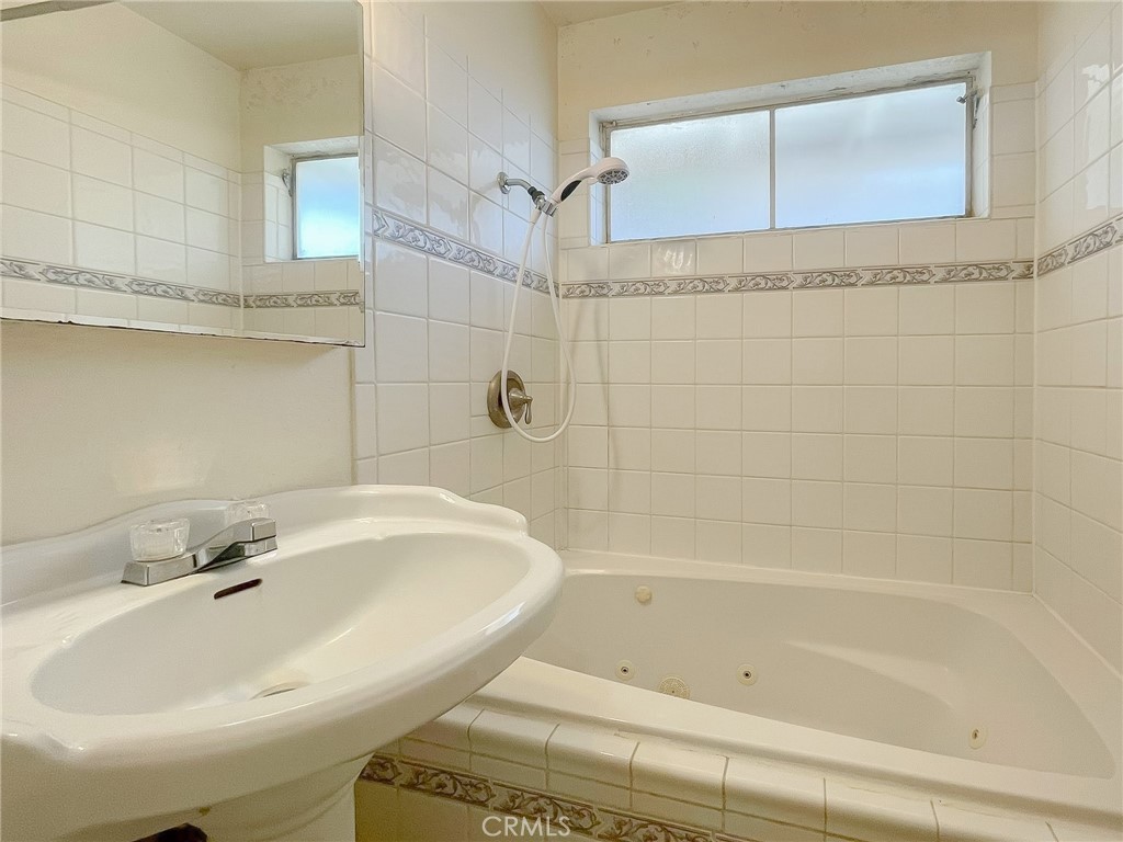 MLS #SR25216170 image #24