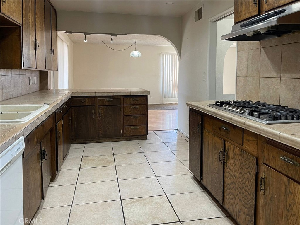 MLS #SR25216170 image #6