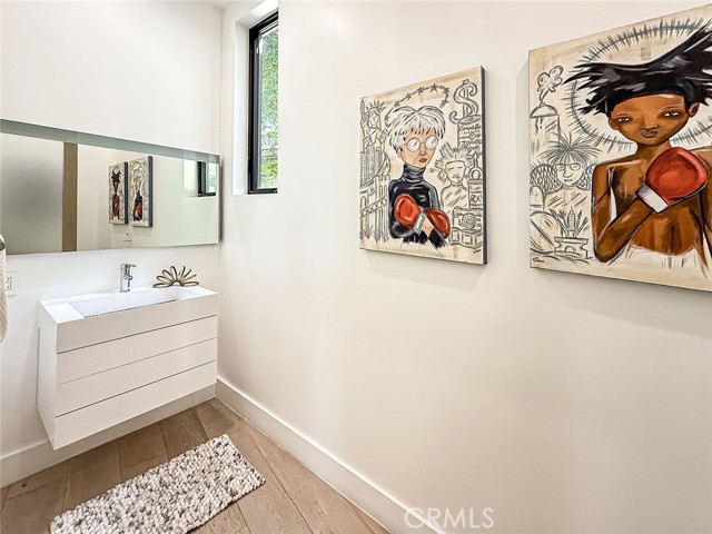 MLS #SR25216326 image #10