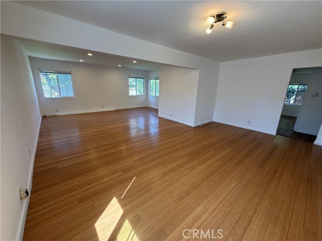 MLS #SR25216342 image #9