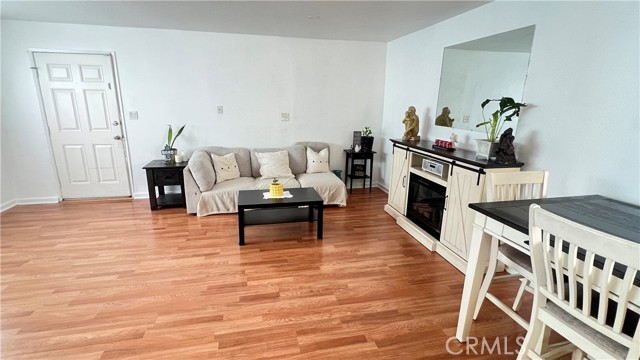 MLS #SR25216418 image #3