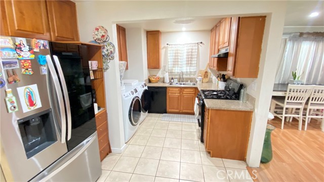 MLS #SR25216418 image #5