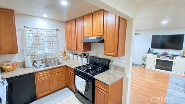 MLS #SR25216418 image #6