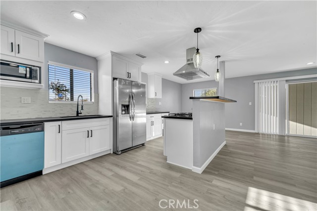 MLS #SR25216547 image #2