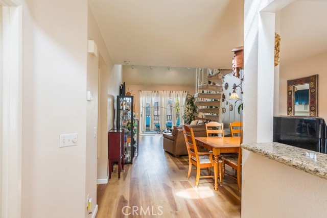 MLS #SR25216610 image #5