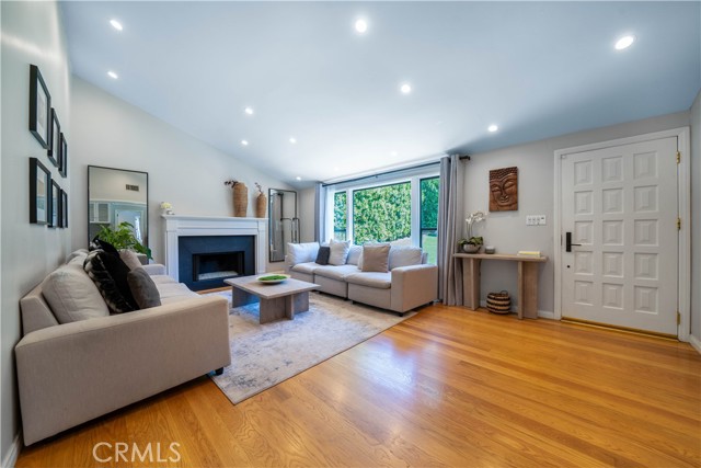 MLS #SR25216925 image #3