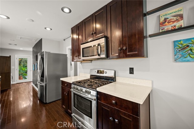 MLS #SR25217082 image #10