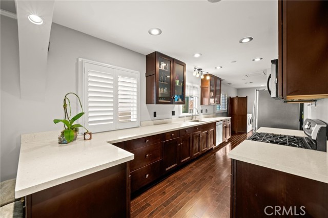 MLS #SR25217082 image #8