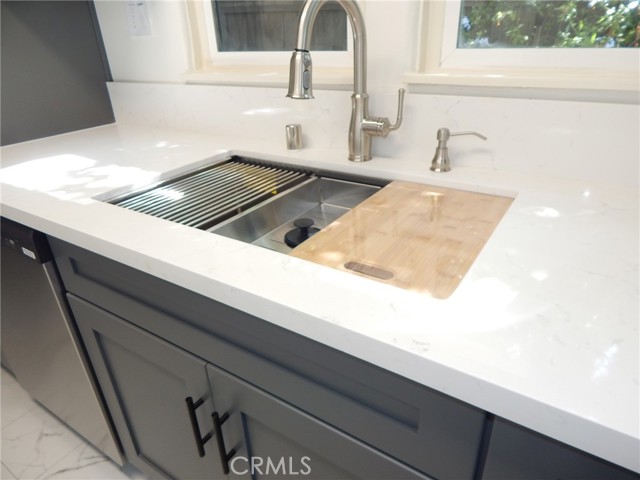 MLS #SR25217127 image #8