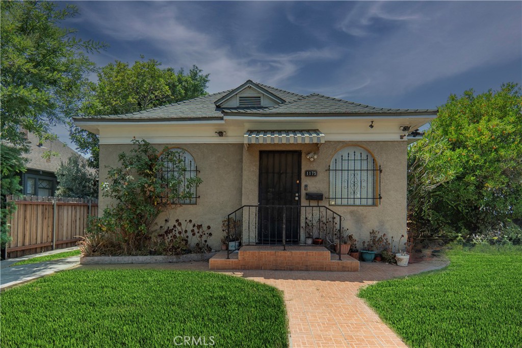 MLS #SR25217570 image #0