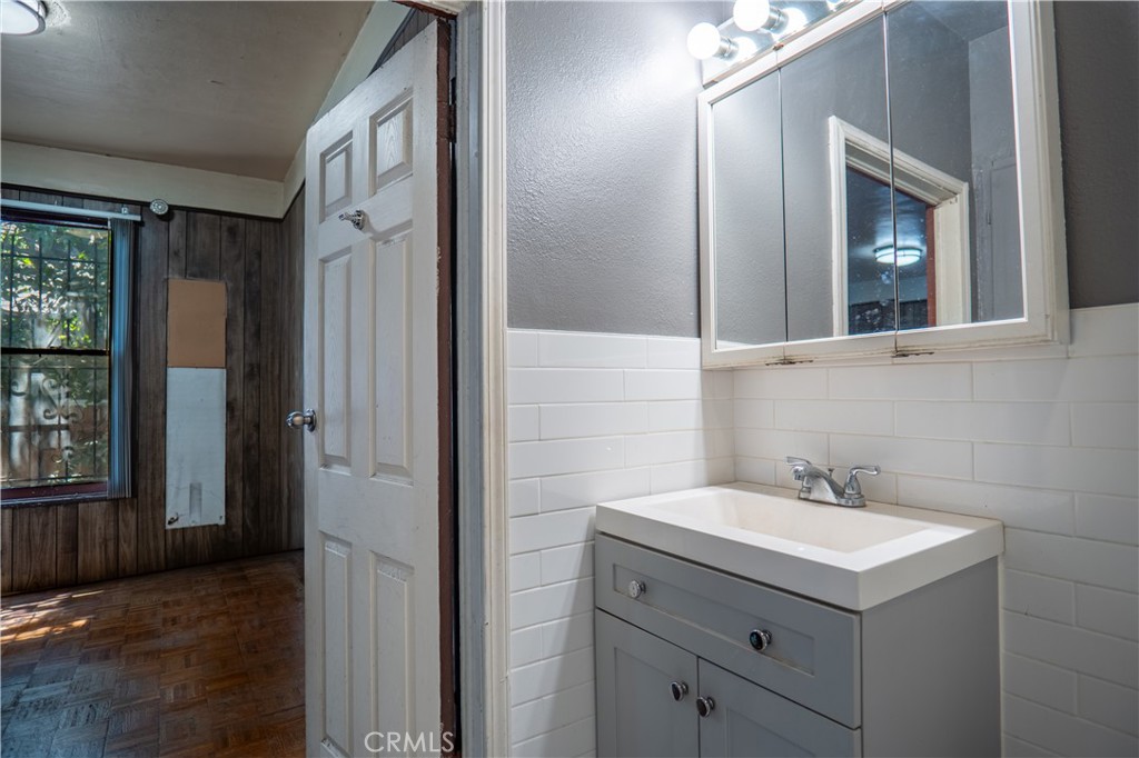 MLS #SR25217570 image #8