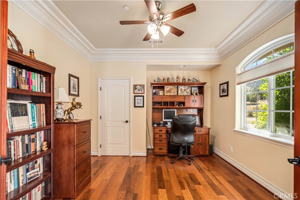 MLS #SR25217639 image #10