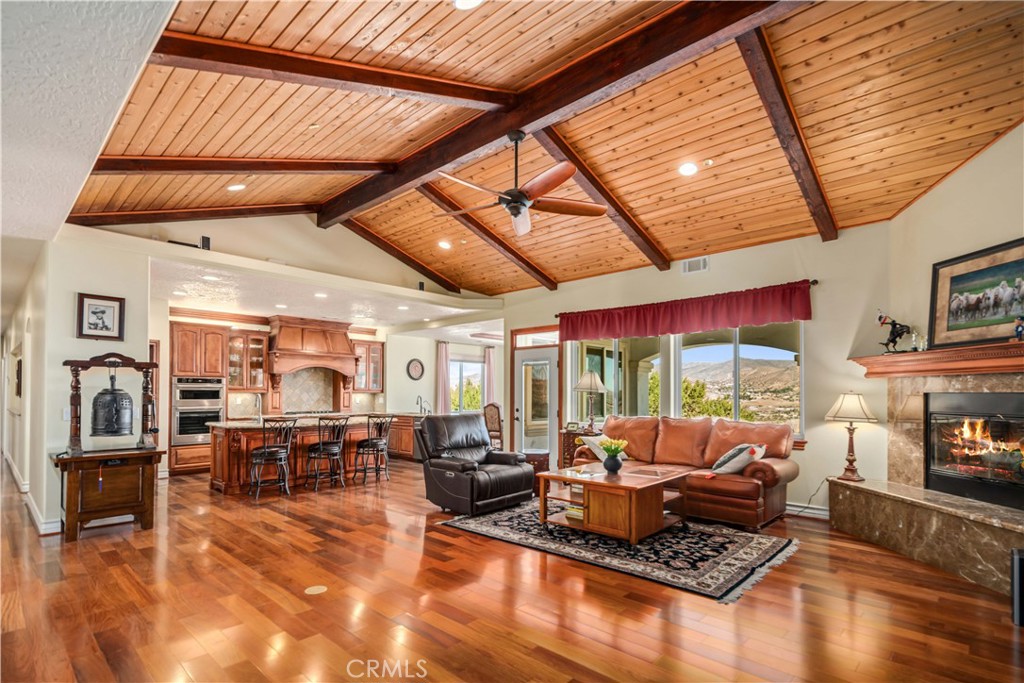 MLS #SR25217639 image #14