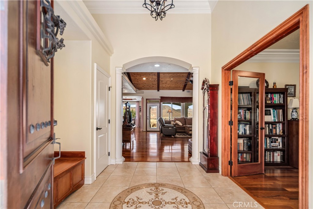 MLS #SR25217639 image #9