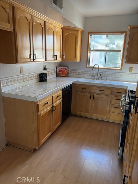 MLS #SR25217640 image #5