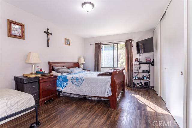 MLS #SR25217675 image #10