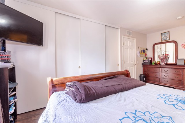 MLS #SR25217675 image #9