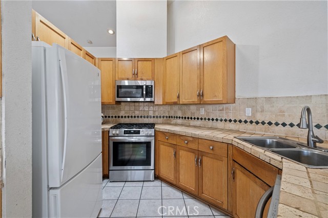 MLS #SR25217737 image #11