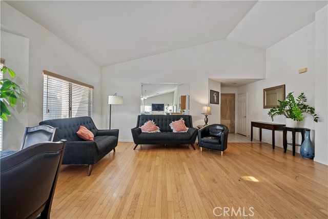 MLS #SR25217737 image #4