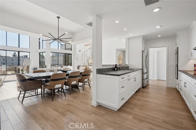 MLS #SR25218275 image #1