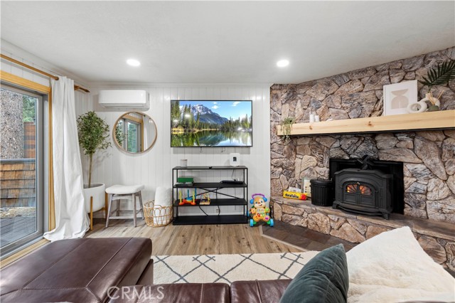 MLS #SR25218284 image #5