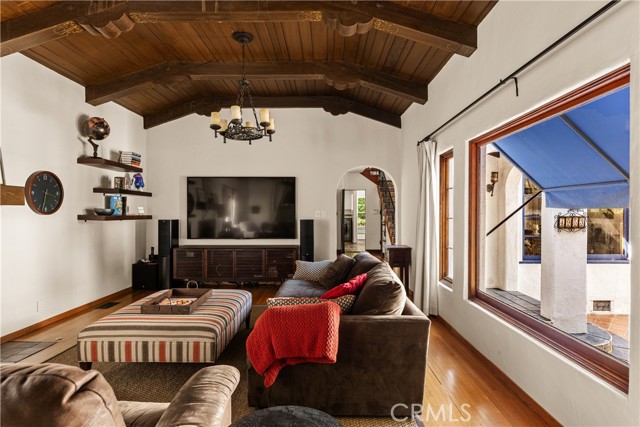 MLS #SR25218380 image #6