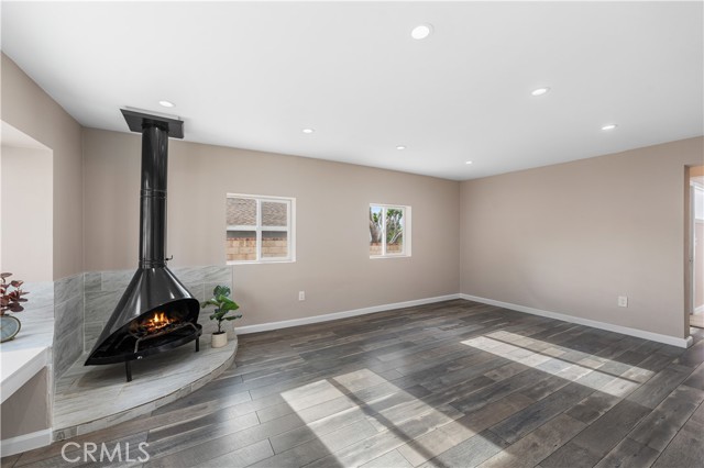 MLS #SR25218685 image #8