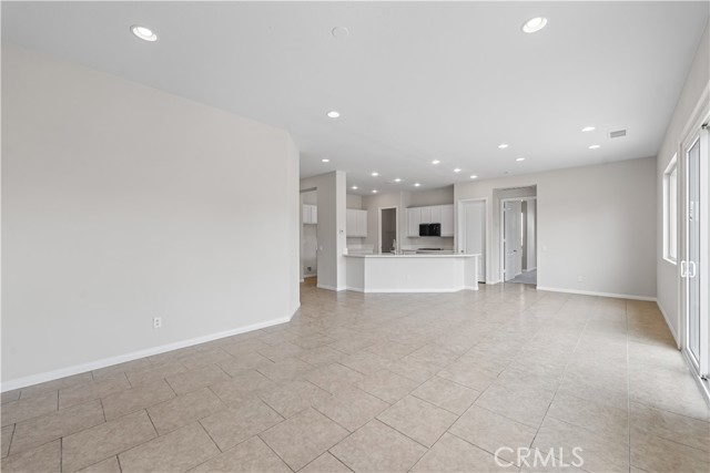 MLS #SR25218712 image #9