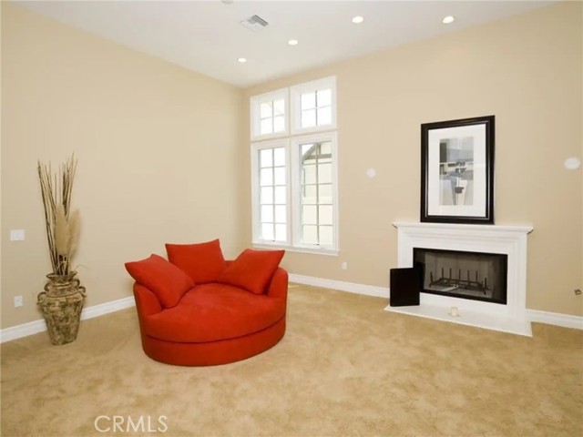 MLS #SR25218760 image #2