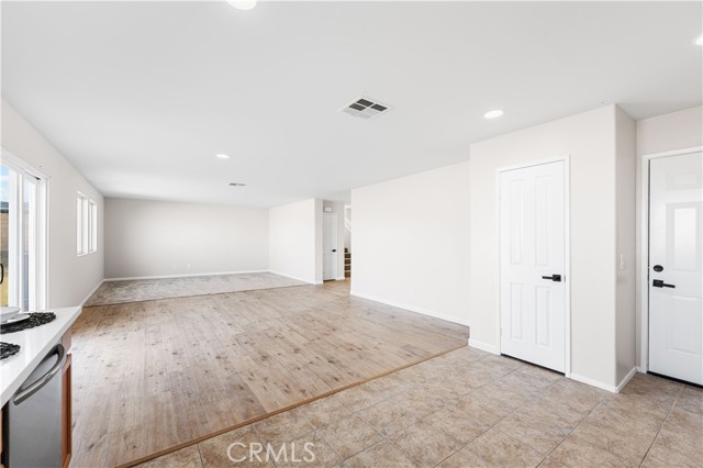 MLS #SR25218771 image #11