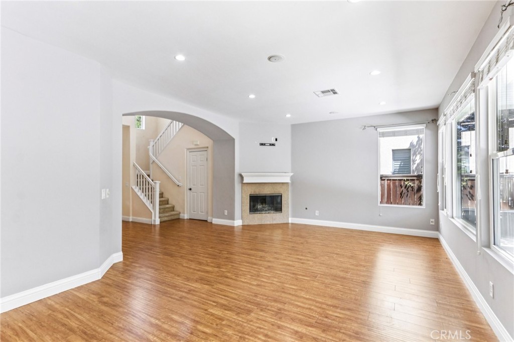 MLS #SR25218885 image #6