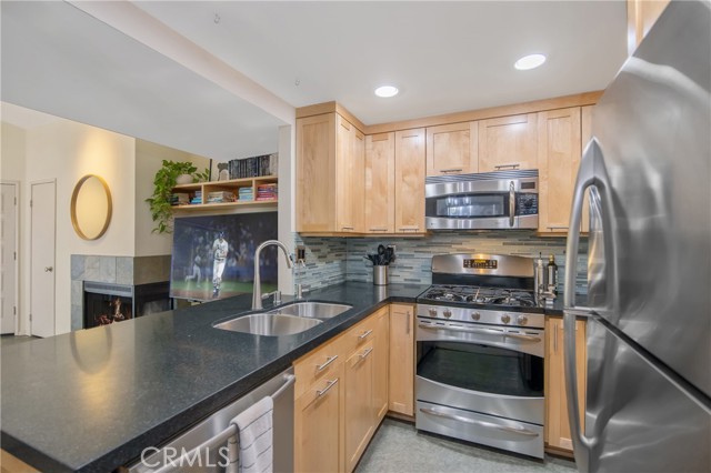 MLS #SR25218909 image #6