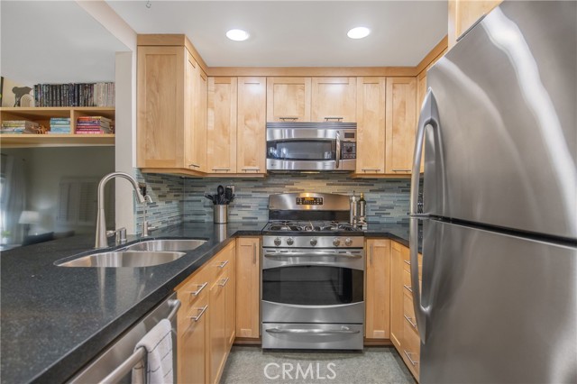 MLS #SR25218909 image #7