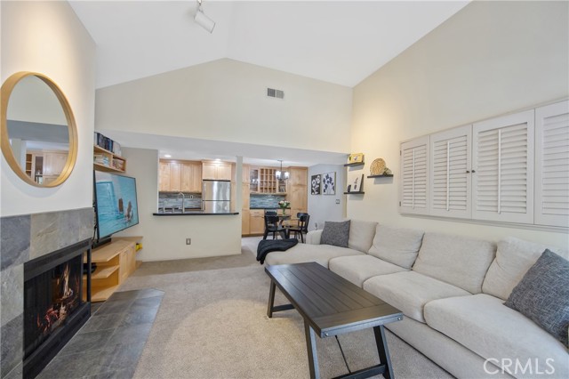 MLS #SR25218909 image #9