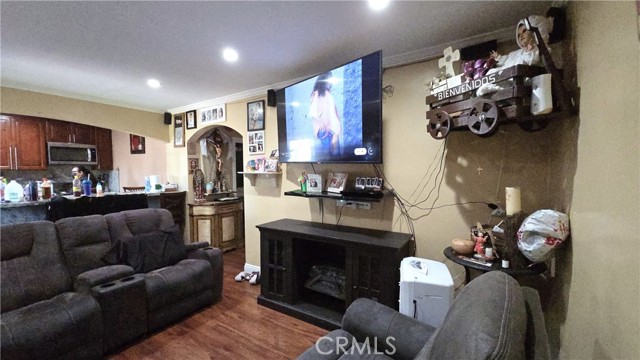 MLS #SR25218943 image #5