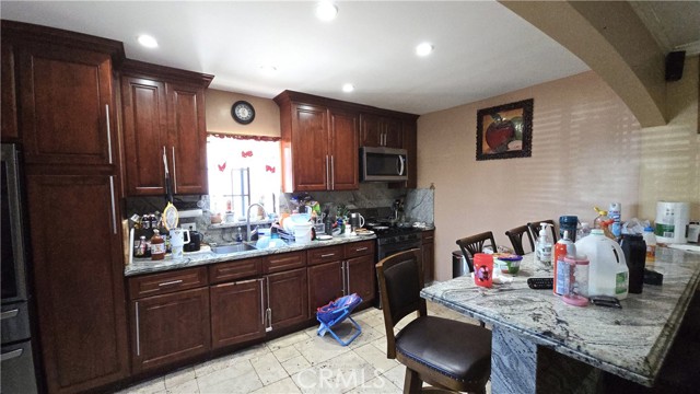 MLS #SR25218943 image #9