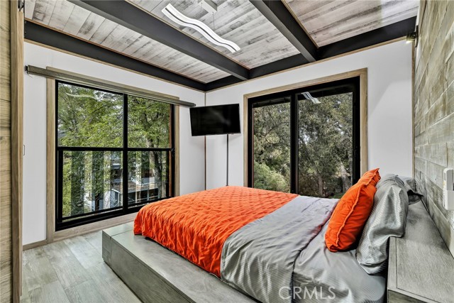 MLS #SR25219249 image #8