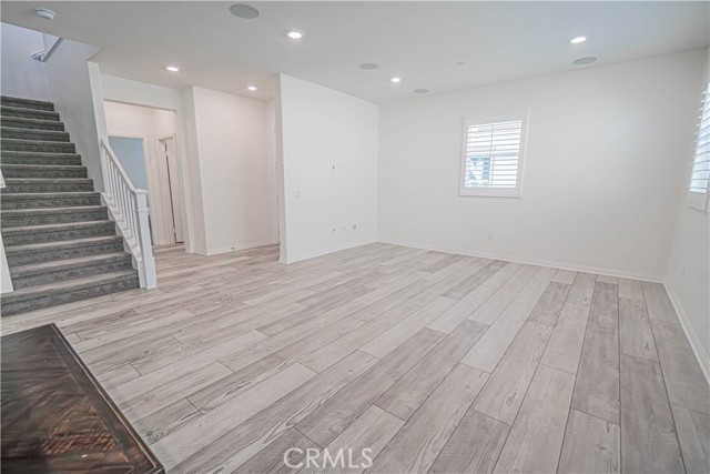 MLS #SR25219638 image #12