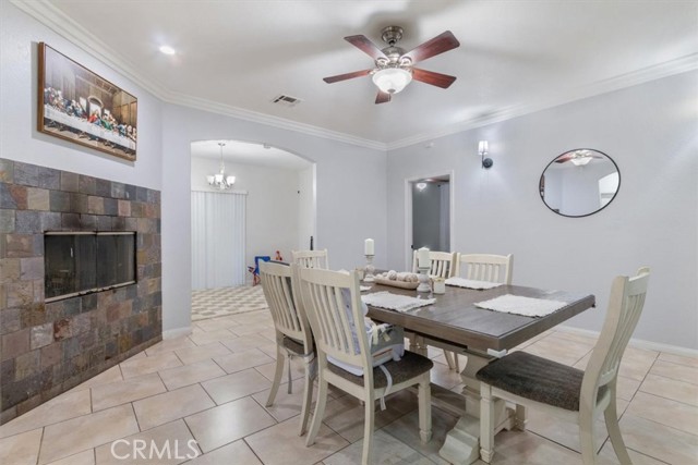 MLS #SR25220299 image #2