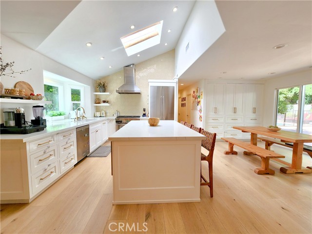 MLS #SR25220328 image #3