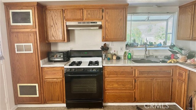 MLS #SR25220341 image #5