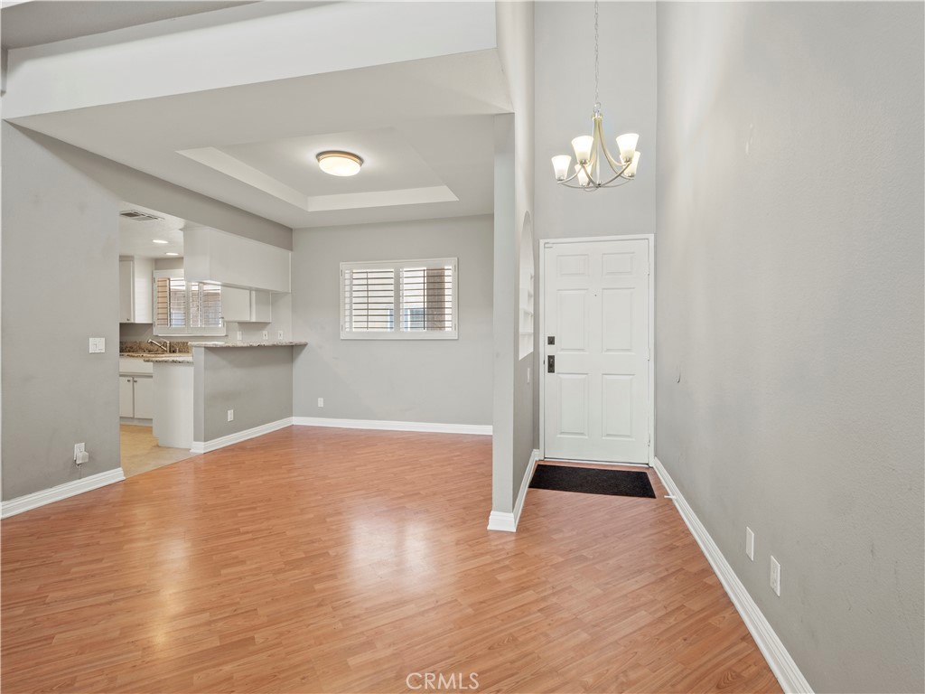 MLS #SR25220372 image #11