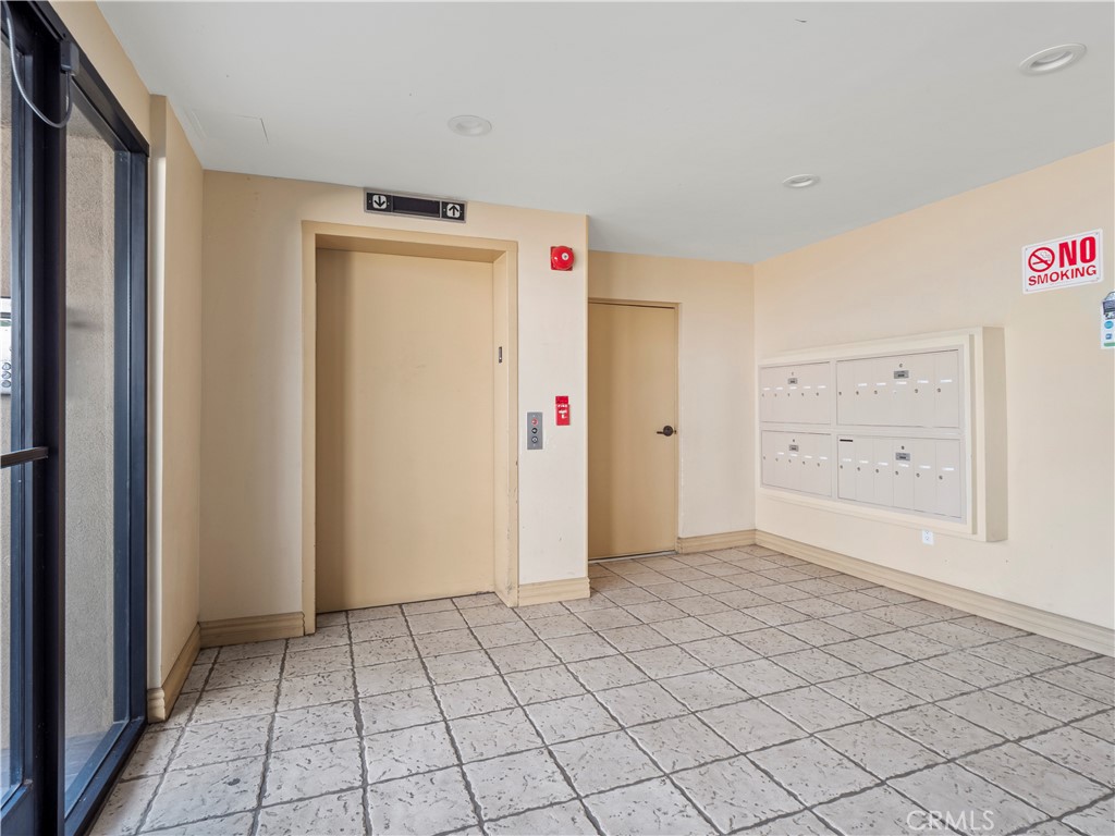 MLS #SR25220372 image #2