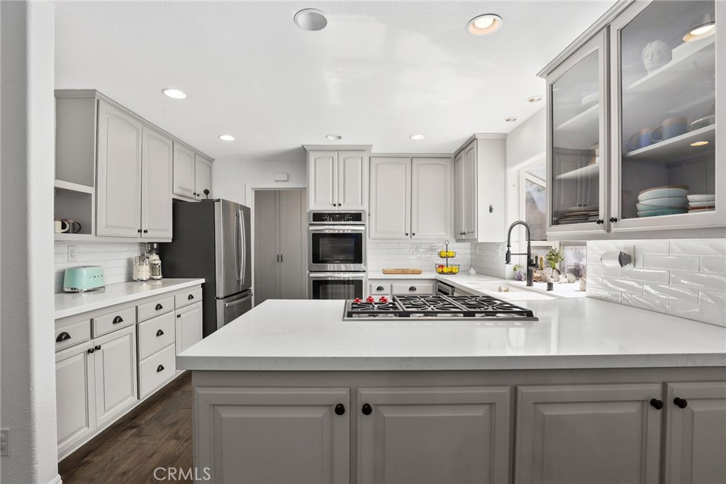 MLS #SR25220373 image #10