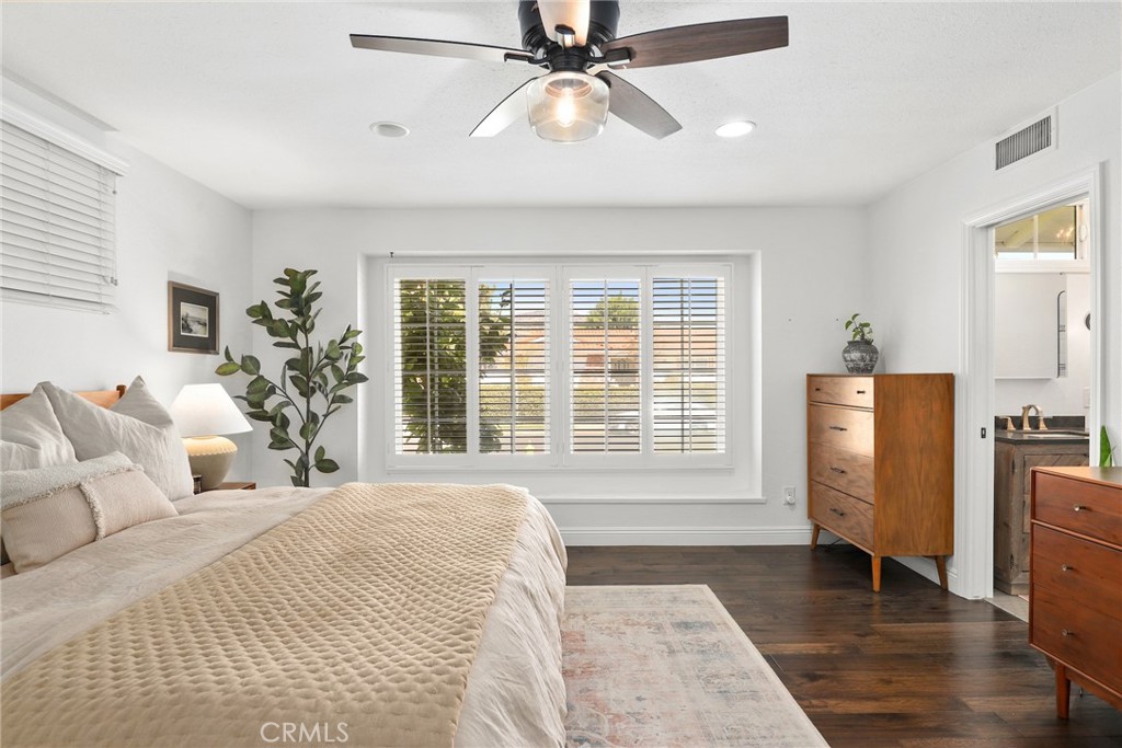 MLS #SR25220373 image #17