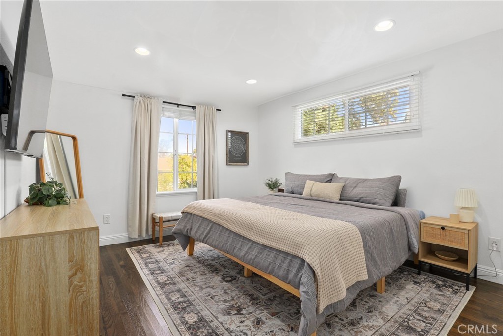 MLS #SR25220373 image #23