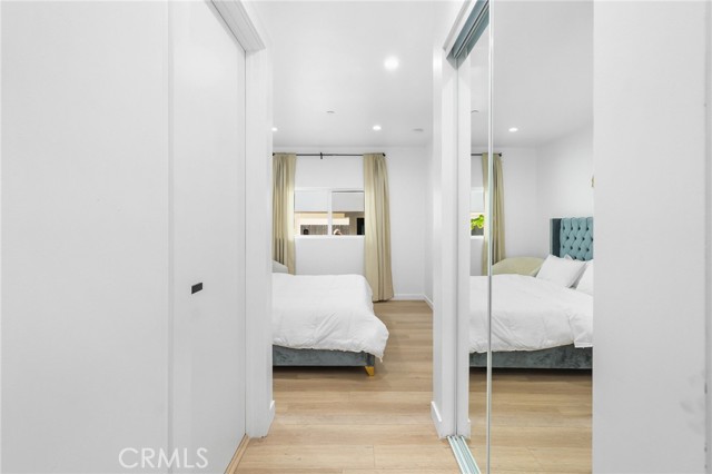 MLS #SR25220437 image #1