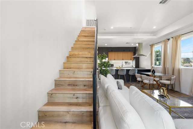 MLS #SR25220437 image #18